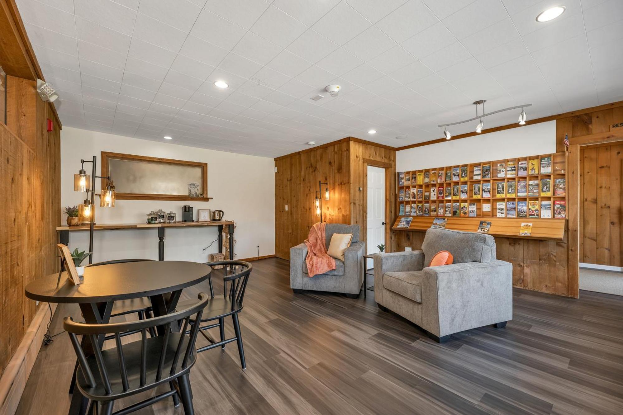 The Inn & More Bartlett Bagian luar foto